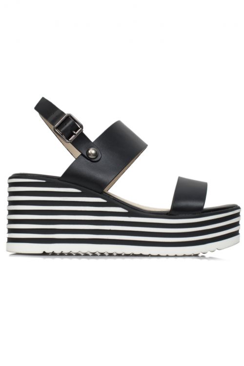 Leatherette platform stripes