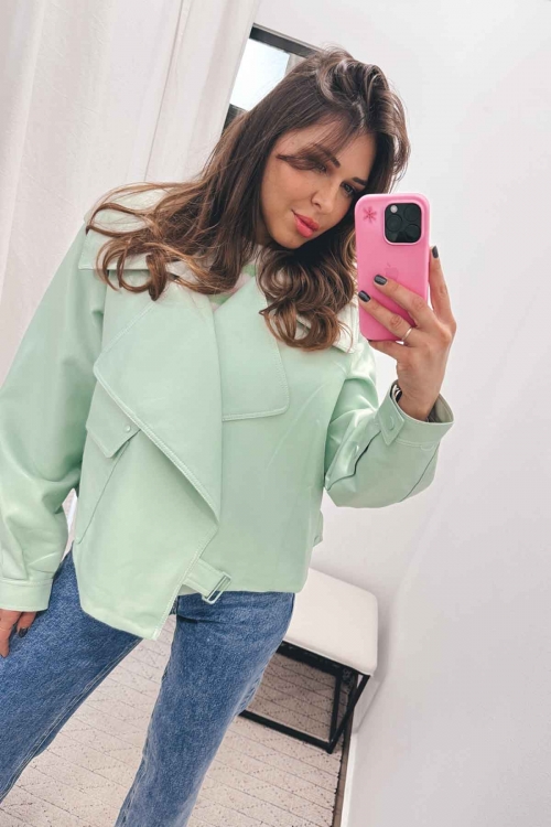 Maggie eco leather jacket με τσέπη και αγκράφα