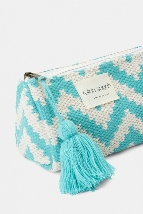 Clutch with  geometric pattern