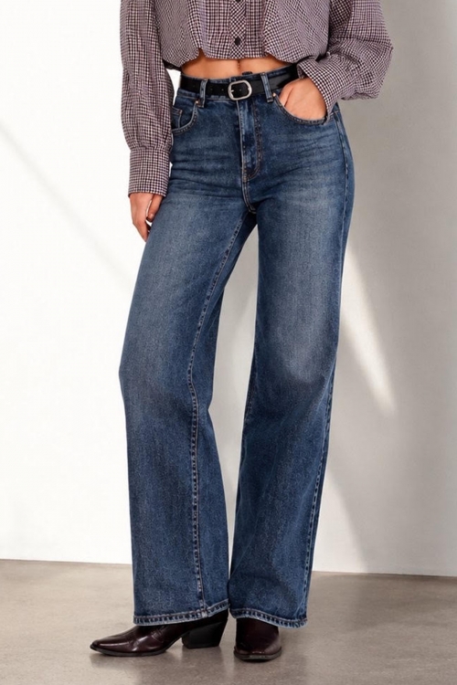 Premium high waisted wide leg jeans with belt Amika