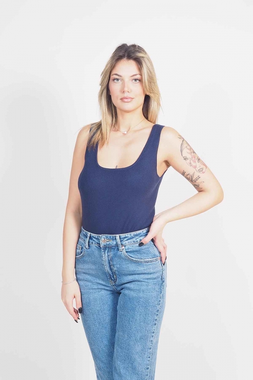 Soft knit sleeveless top Fenia