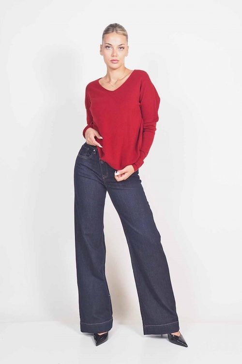 Soft knit v cut top Charlotte