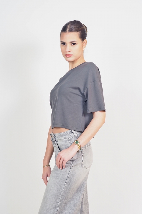 Soft round cut cropped top