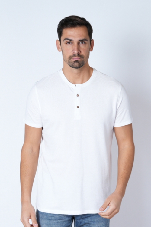 T-shirt with buttons James