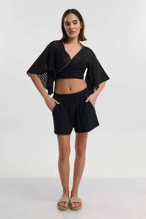 Τοπ κοντό δετό