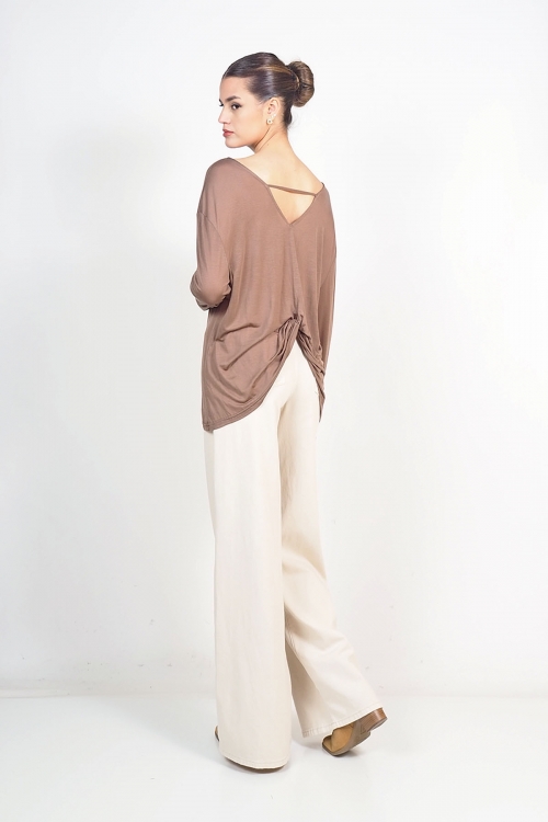 V cut loose top Sarah